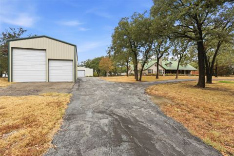 211 Private Road 4931, Springtown