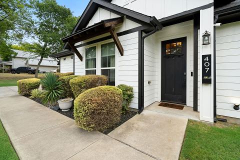 407 W Light Street, Waxahachie, TX 75165 — photo 3