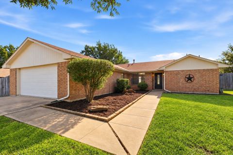 1815 Wisteria Street, Denton