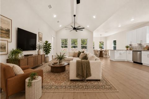 1312 Phoenix Court, Granbury