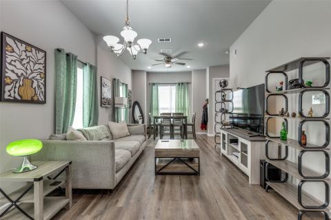 1425 Evans Avenue, Fort Worth, TX 76104 — photo 2