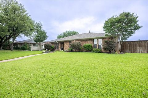 2223 Valley Mill, Carrollton