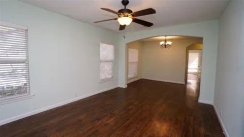 228 E Boyd Avenue, Bonham, TX 75418 — photo 2