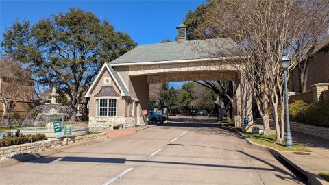 4063 STONEHOLLOW, Dallas