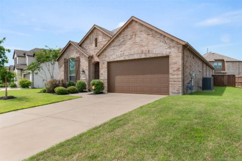 1545 Sugarberry Drive, Forney