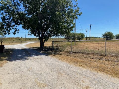 7960 W Fm 8, Stephenville, TX 76401 — photo 3