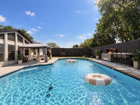 922 Thoreau Lane, Allen