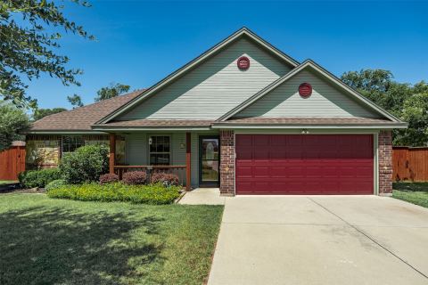 1221 Eagle Lake Drive, Azle, TX 76020 — photo 3