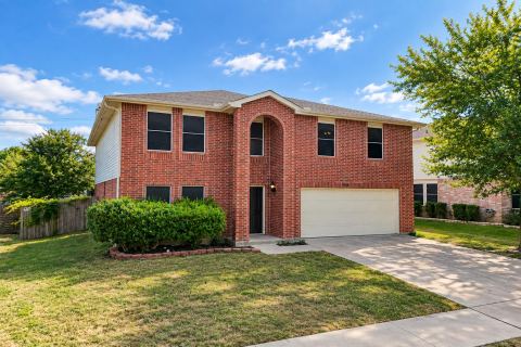 7909 Mosstree Drive, Arlington, TX 76001 — photo 2