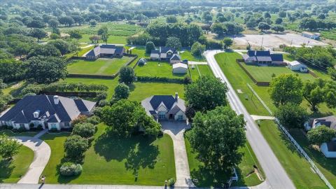 30 Tananger Springs Drive, Denison, TX 75021 — photo 3