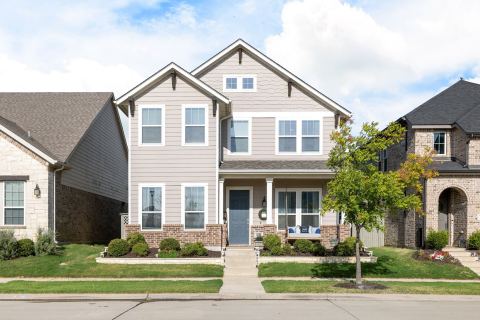 816 Pearl Place, Northlake