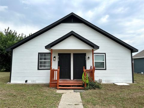 813 Kingdom Circle 35, Waxahachie
