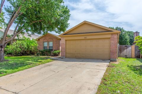 3141 Briary Trace Court, Denton, TX 76210 — photo 2