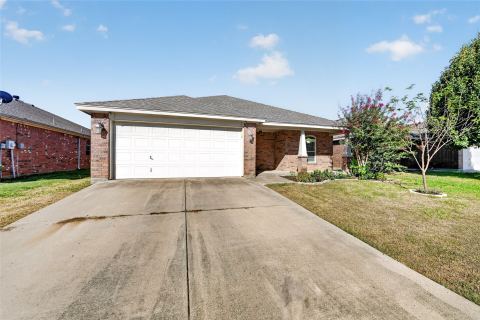 8205 Mule Deer Run, Fort Worth, TX 76179 — photo 2