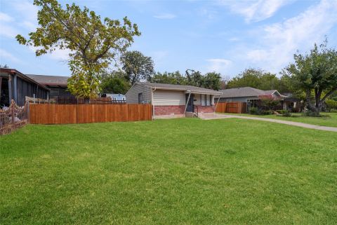 2333 Bird Street, Fort Worth, TX 76111 — photo 2