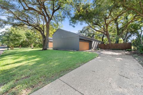 656 The Meadows Parkway, DeSoto, TX 75115 — photo 3