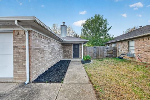 6319 Christy Court, North Richland Hills