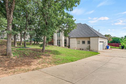810 Pennsylvania Avenue, Kennedale, TX 76060 — photo 3