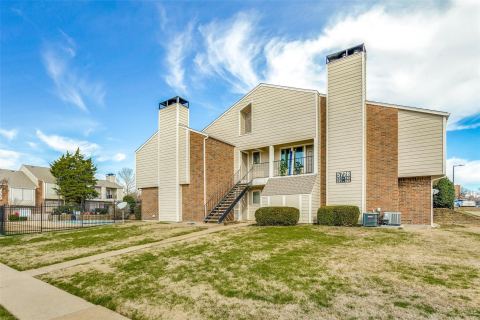 5726 Marvin Loving Drive 221, Garland