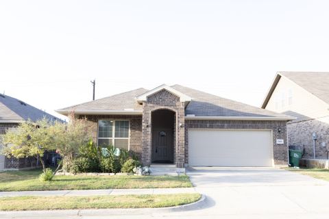 5609 Sea Cove Lane, Denton