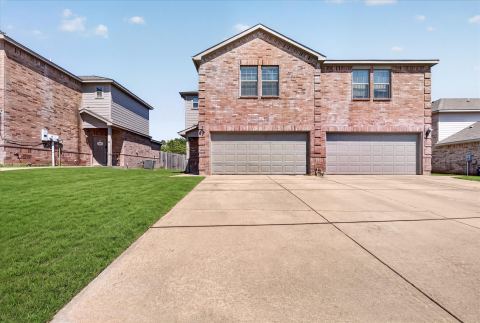 606 E College Street, Princeton, TX 75407 — photo 2
