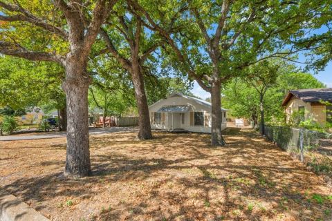 1309 N Elm Street, Weatherford, TX 76086 — photo 3