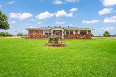 3472 Desvoignes Road, Denison, TX 75021 — photo 2