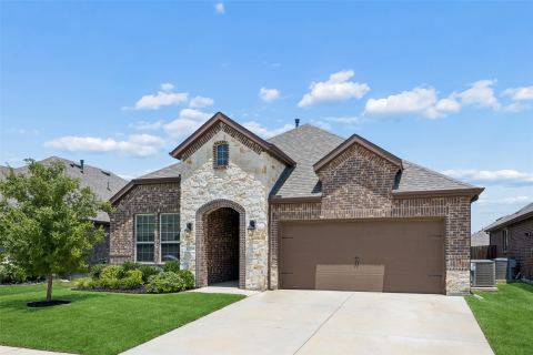 11233 Gold Pan Trail, Aubrey, TX 76227 — photo 2
