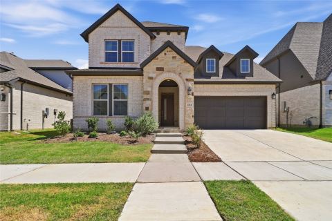1816 Windy Lane, Argyle