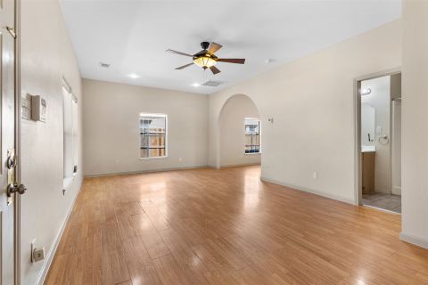1235 E Leuda Street, Fort Worth, TX 76104 — photo 3