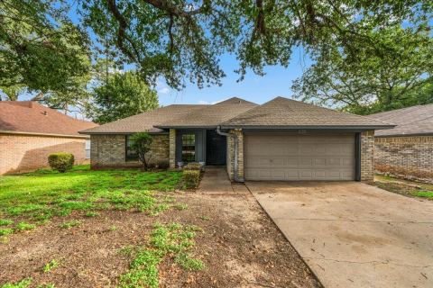 208 Pecan Drive, Westworth Village, TX 76114 — photo 3