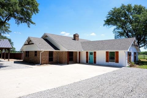 10575 Friendship Road, Pilot Point, TX 76258 — photo 3