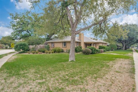 1605 Clear Point Drive, Garland, TX 75041 — photo 3
