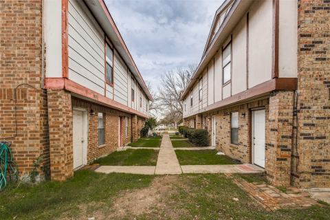 3079 Olympia Drive, Denton, TX 76209 — photo 2