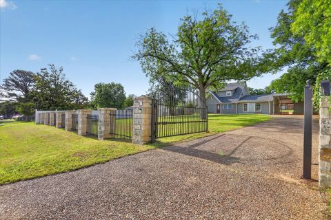 12410 Deeds Court, Azle, TX 76020 — photo 2