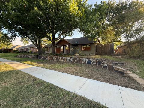 1617 Oak Creek Drive, Lewisville, TX 75077 — photo 3