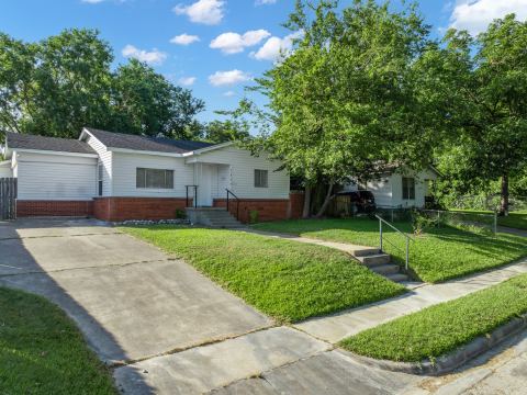 3804 Belmont Drive, Waco, TX 76711 — photo 2