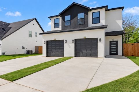 819 Stamps Avenue, Fort Worth
