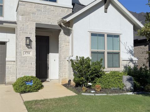 4704 Hammerstein Boulevard, Denton, TX 76210 — photo 3