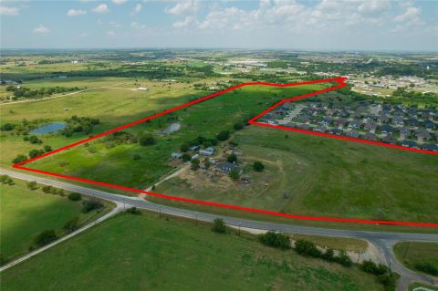 9501 Fm 2331, Godley