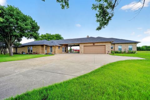 16810 Valley View, Forney