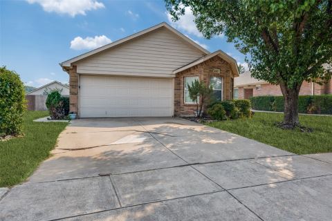 1105 Cottonwood Drive, Crowley