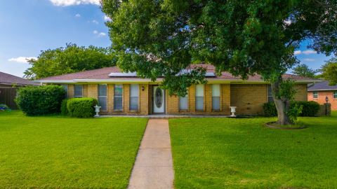 1241 College Parkway, Lewisville, TX 75077 — photo 2