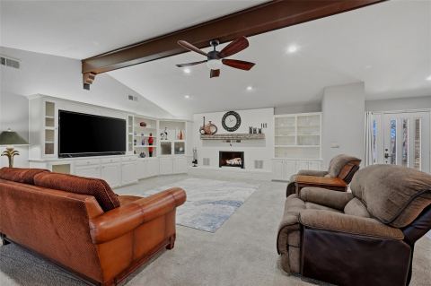231 Cayuga Trail, Lake Kiowa, TX 76240 — photo 2