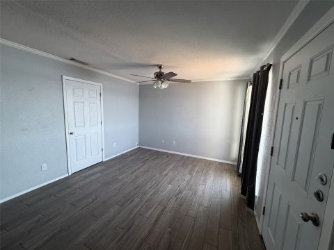 105 W Doyle #20 Street, Granbury, TX 76048 — photo 3