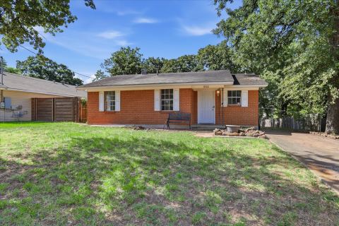 332 Ruth Street, Denton, TX 76205 — photo 3