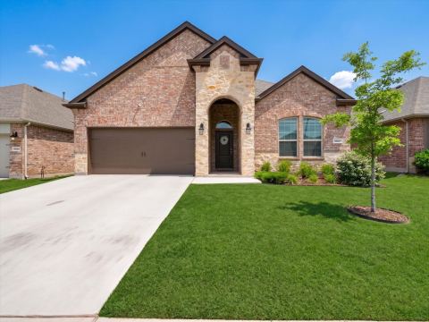 3027 Moccasin Lane, Aubrey, TX 76227 — photo 2
