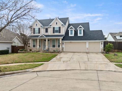 2412 Aramic Court, Arlington
