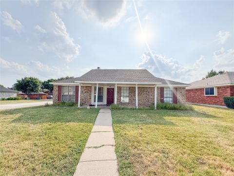 1602 Autumn Breeze Lane, Lewisville, TX 75077 — photo 2