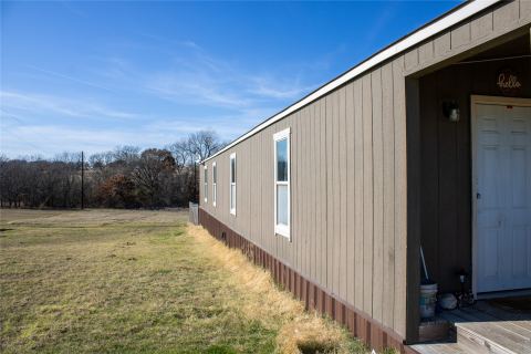 145 Firefly Drive, Springtown, TX 76082 — photo 3